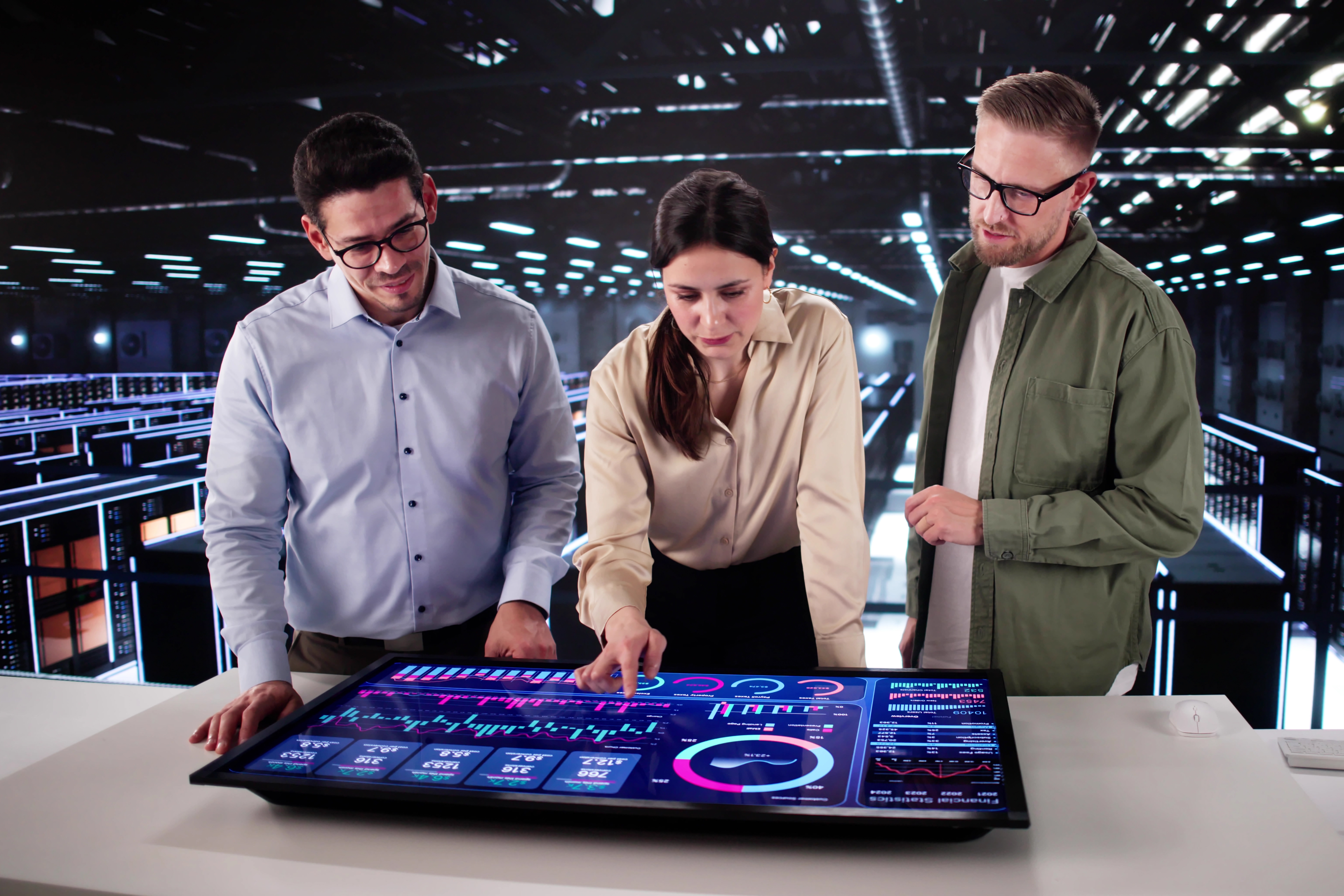 Data,Center,Team,Configuring,Cloud,Server,For,Network,Security